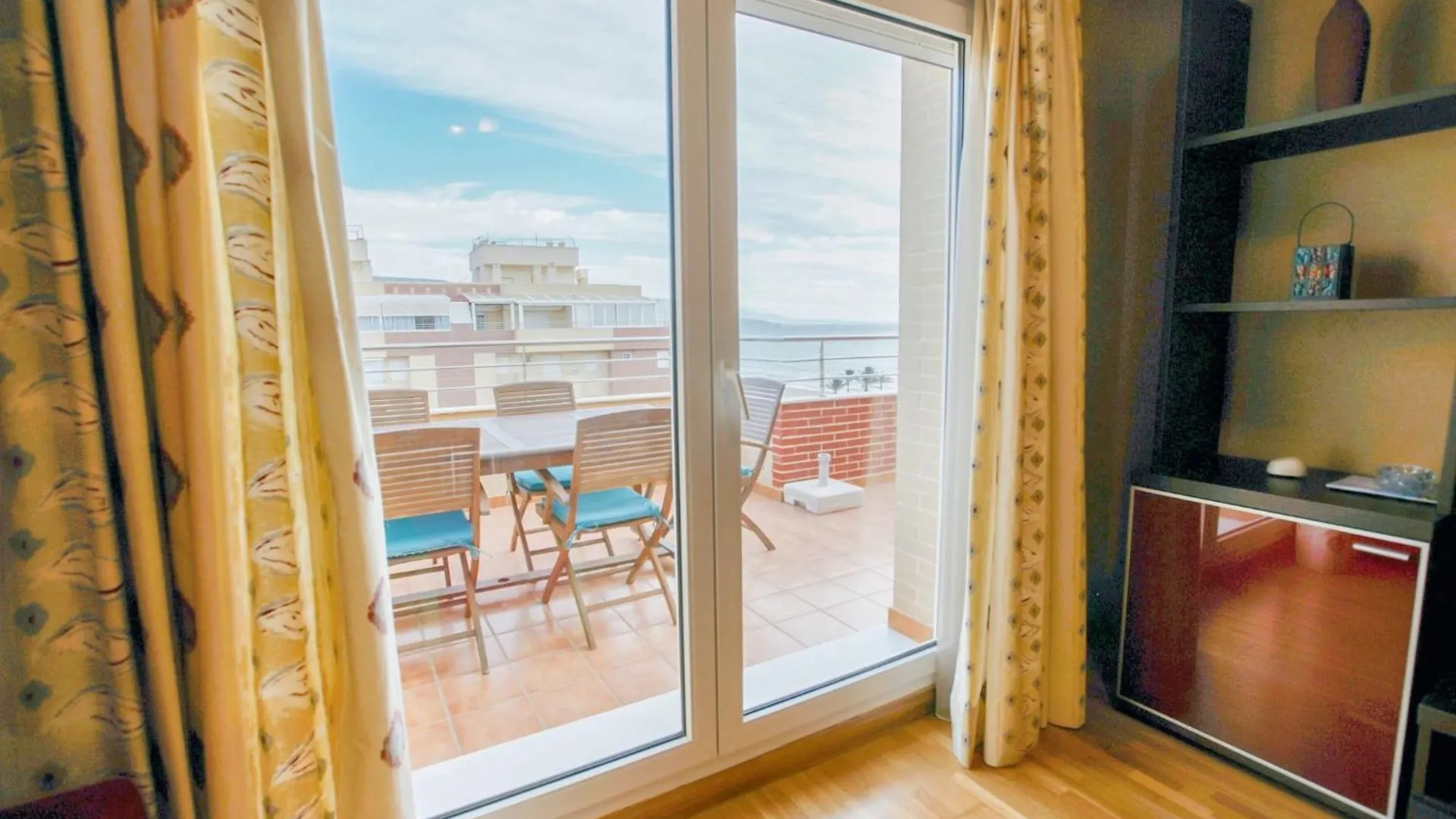 Apartment Seaside Terrace Apartments: Beachfront Living with Pool and Views Roquetas de Mar